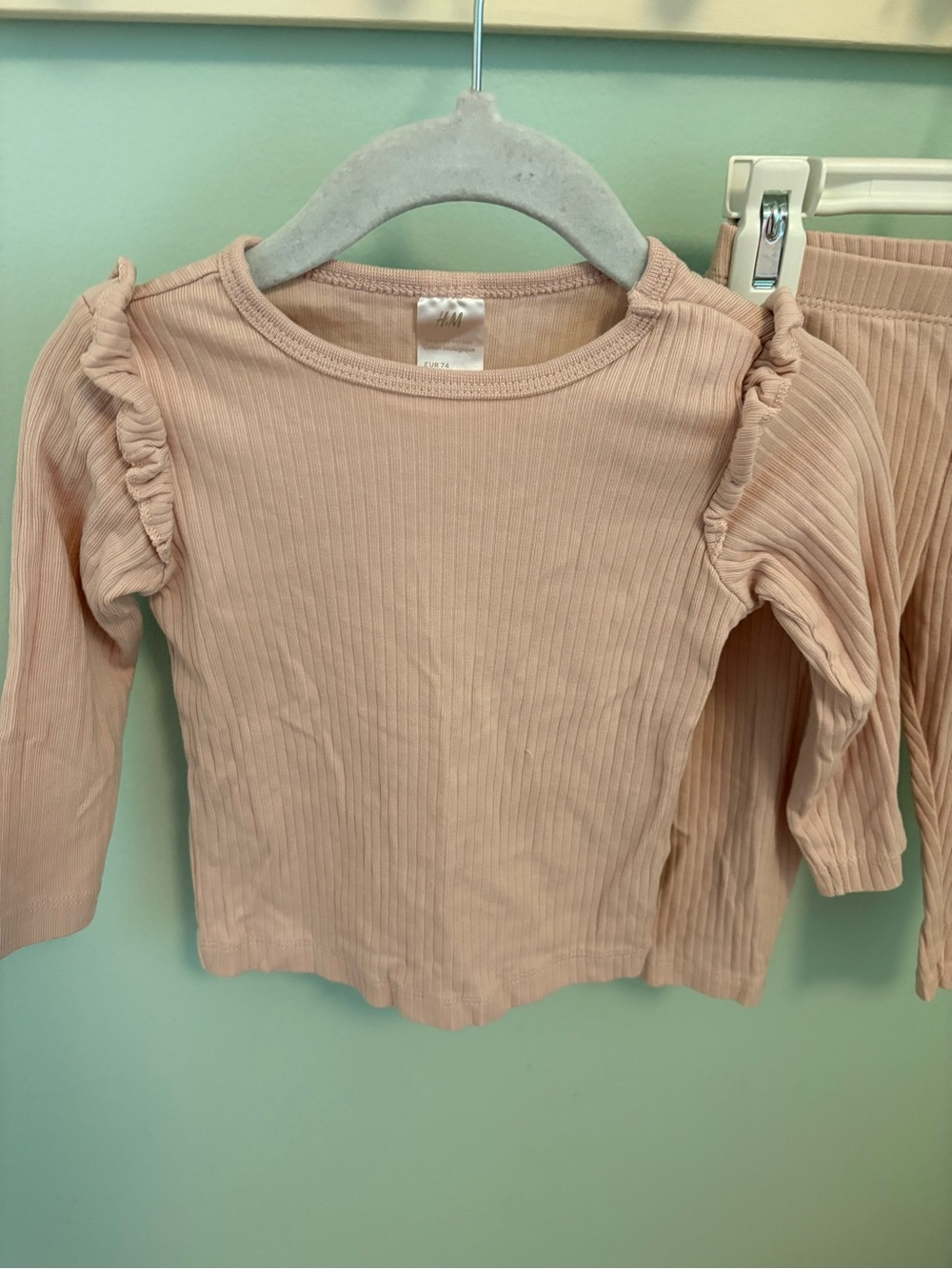 H&M Girls Ribbed Ruffle Shoulder Set - Light Pink - Picture 2 of 6